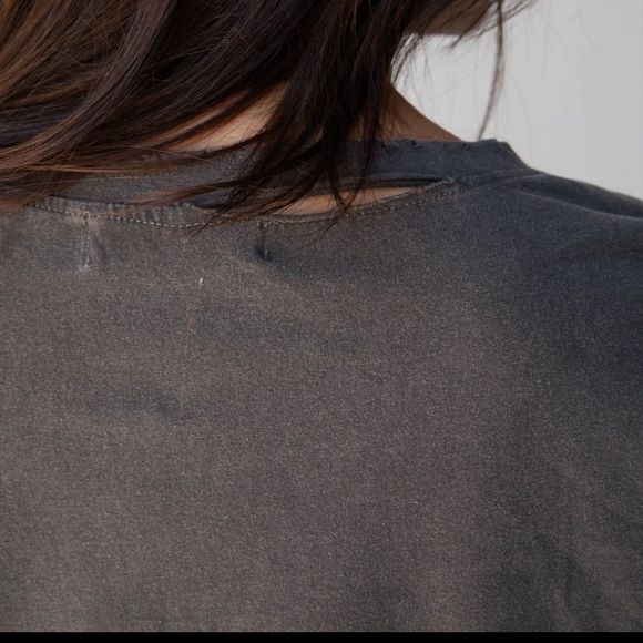 NEW distressed “it’s the little things” T-shirt - Picture 3 of 11